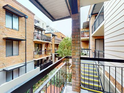 21 / 120-122 Lake Street, Perth