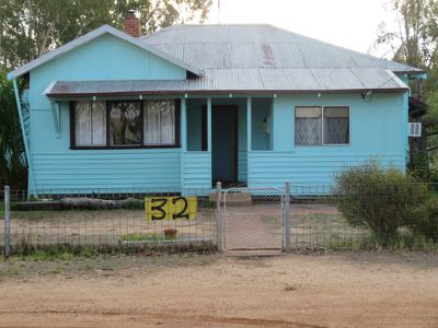 32 Attwood Street, Bullaring