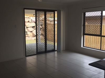 27 Voyager Terrace, Pimpama