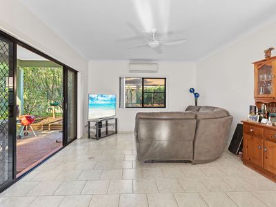 22 / 2 Breese Parade, Forster