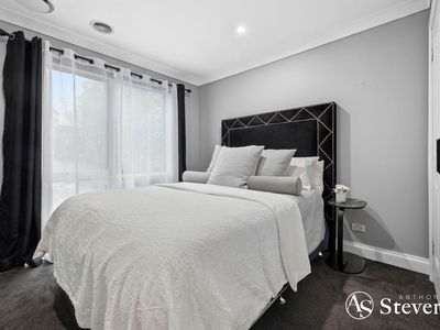 18 Washington Lane, Woodend