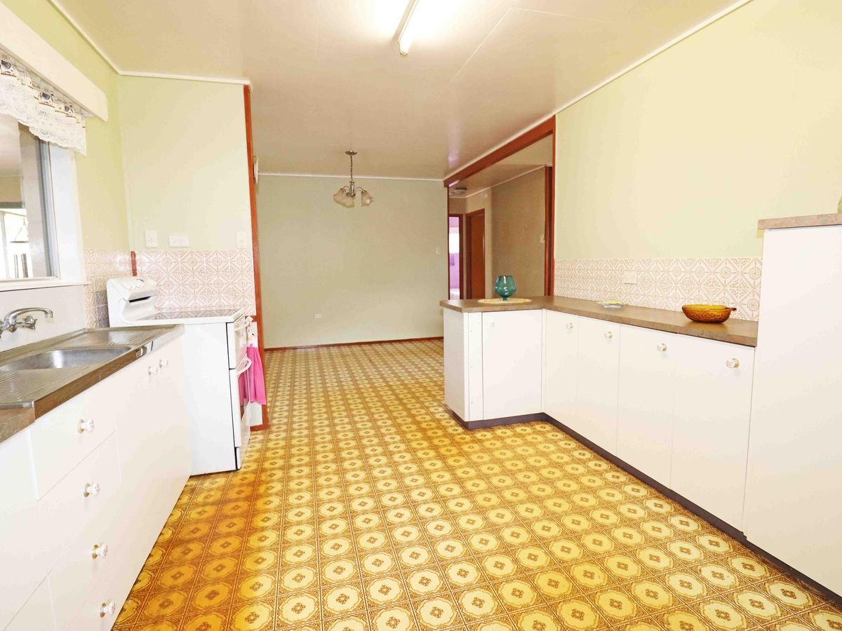 6 Finch Street, Atherton