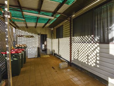 28 RAILWAY TERRACE, Tantanoola