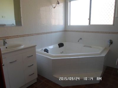 7 Lovett Ave, Dubbo