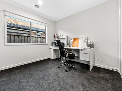 12 Emery Drive, Clyde North