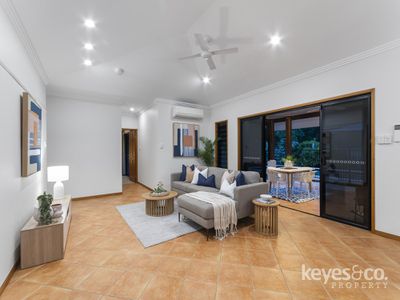 13 Hawkesbury Lane, Douglas
