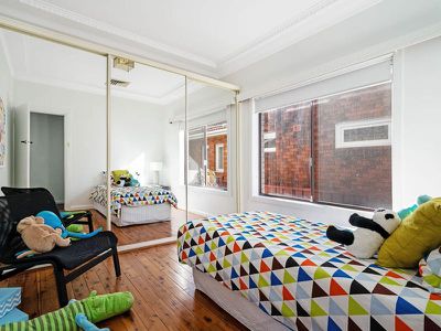 8 Fenwick Avenue, Roselands