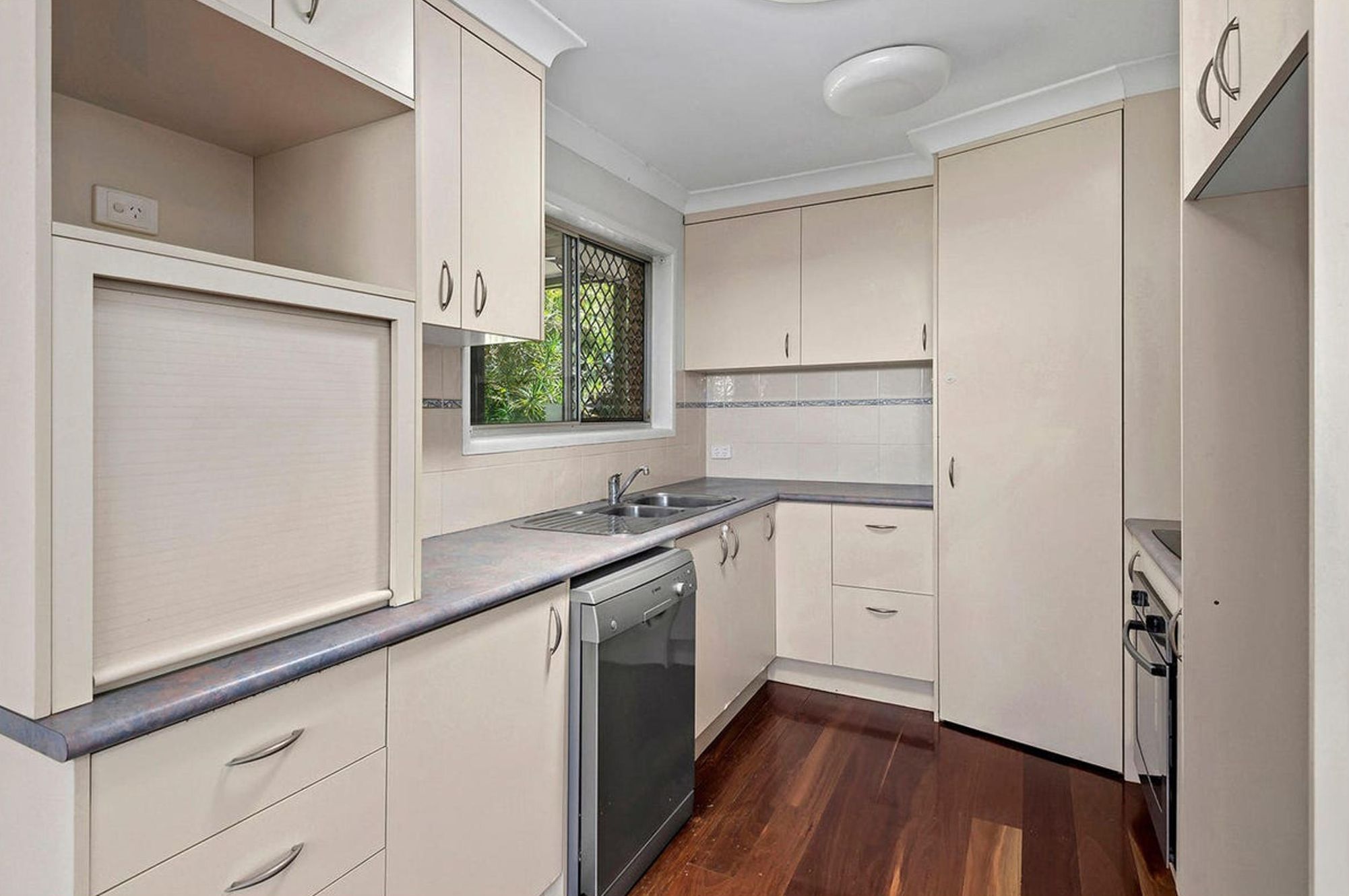 93 Cumberland Drive, Alexandra Hills