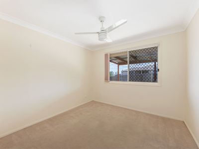 4 Nuala Street, Yamanto