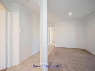 2 Roxburgh Cir, Kinross