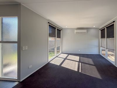 10 Harrison Crescent, Swan Hill