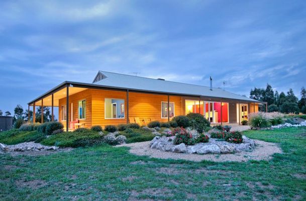 8 The Dress Circle, Oaklands Junction