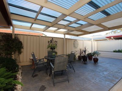 1 / 52 Cambridge Drive, Mansfield
