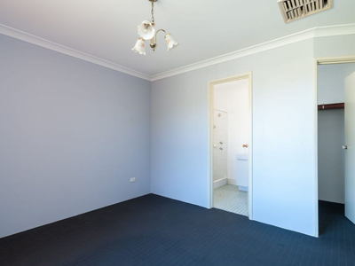 5 Lyndon Court, Heathridge