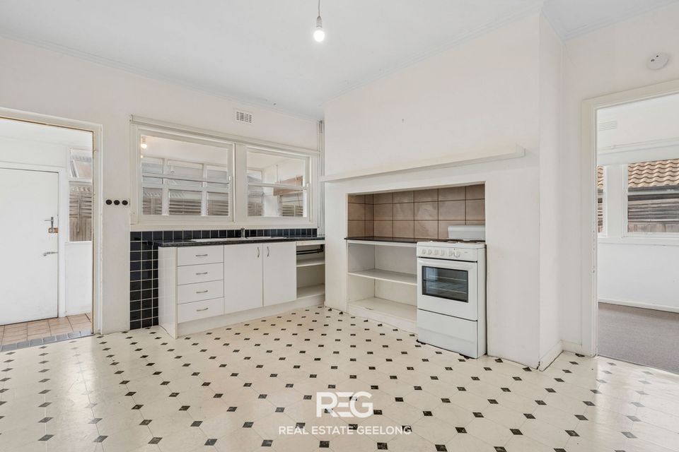 17 McCurdy Road, Herne Hill