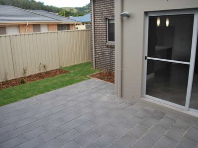 1 / 22 Lodden Circuit, Albion Park