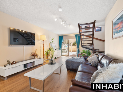 2 / 4 Lawrence Street, Como