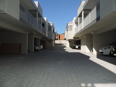 8 / 4 Waterloo Street, Joondanna