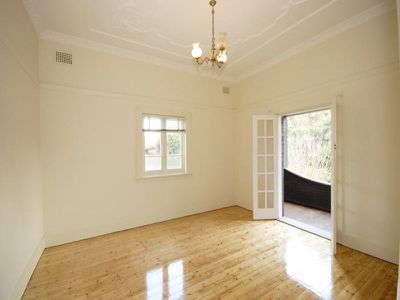 9 Forest Grove, Epping