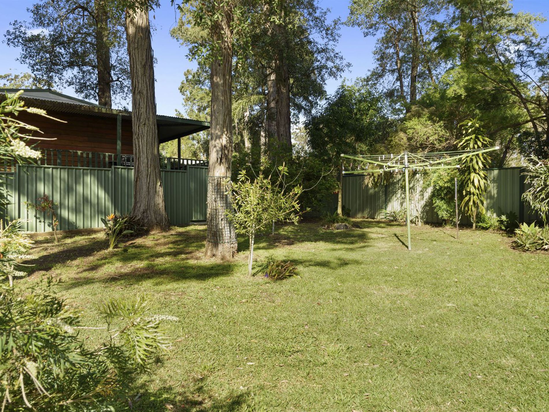 36 Alma Avenue, Fishermans Paradise