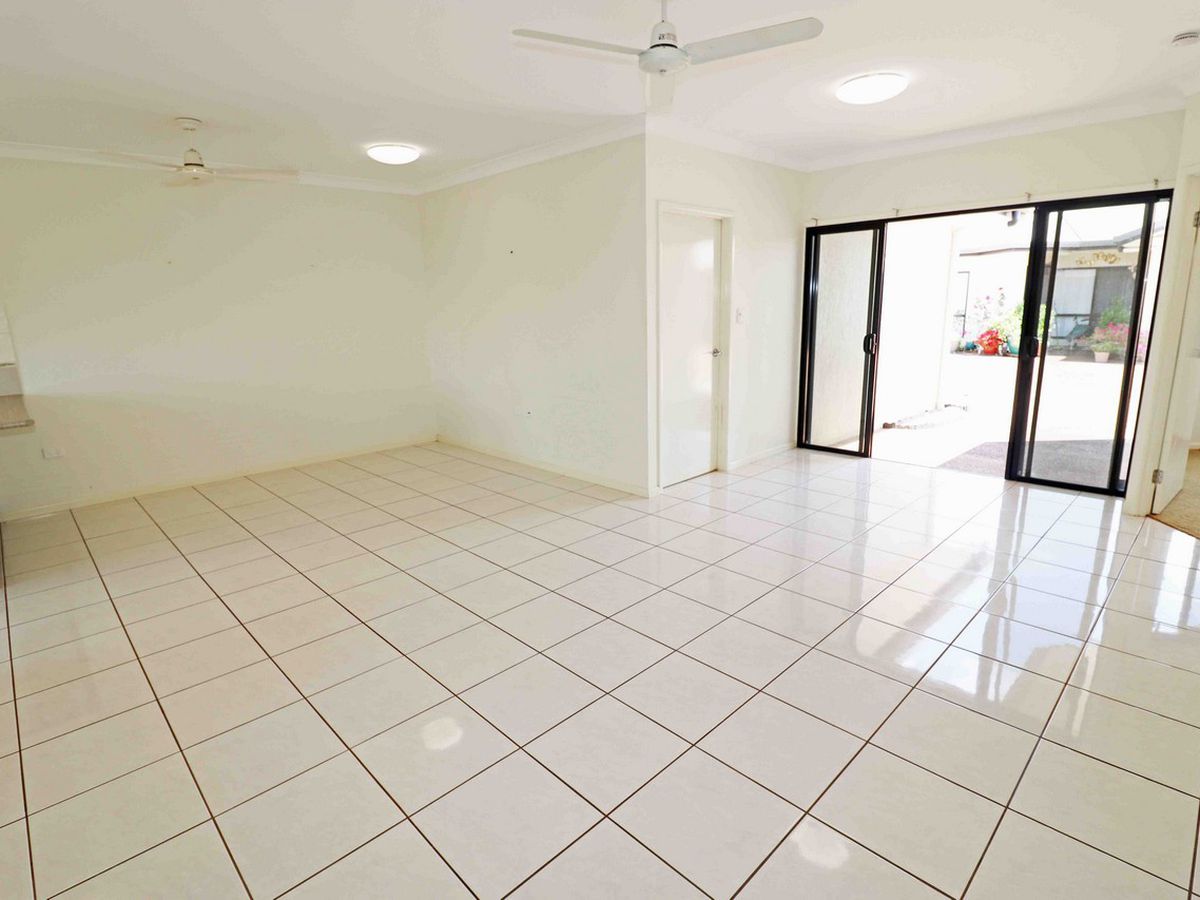 16 / 33 - 35 TOWER AVENUE, Atherton