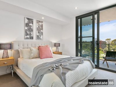 94 / 172 Railway Parade, West Leederville