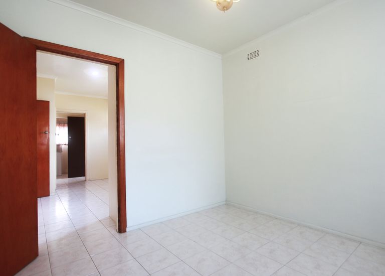 36 Alward Avenue, Clayton South