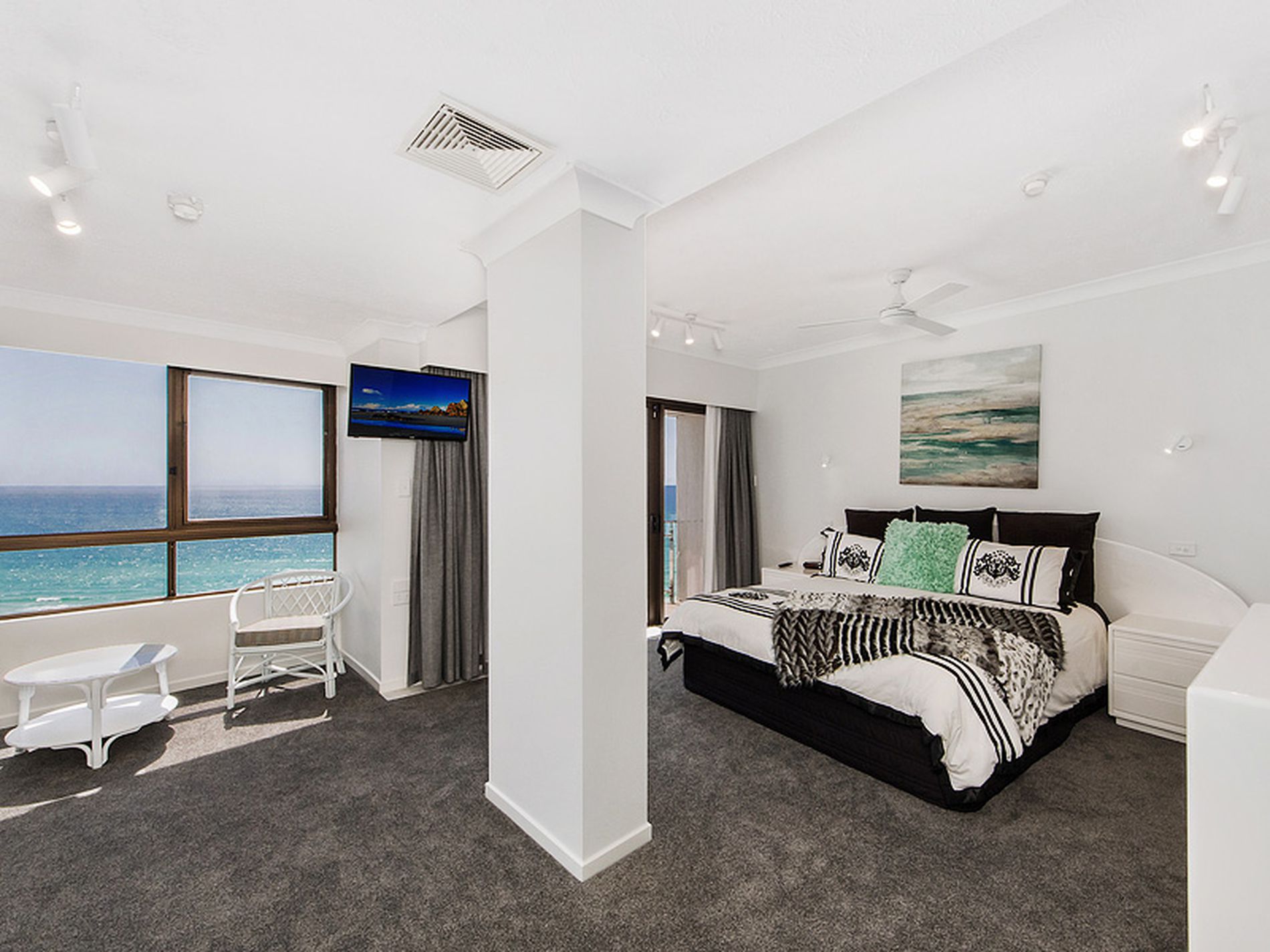 16th FL PENTHOUSE / 969 GOLD COAST HWY, Palm Beach