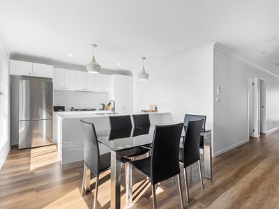2 / 221a Maitland Street, Kurri Kurri