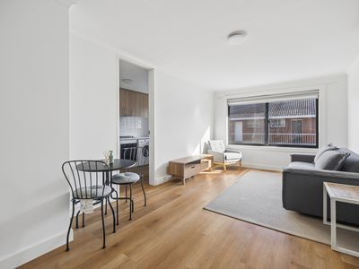10 / 10 Empire Street, Footscray
