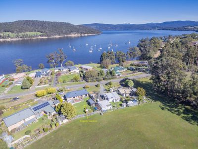 6708 Channel Highway, Deep Bay