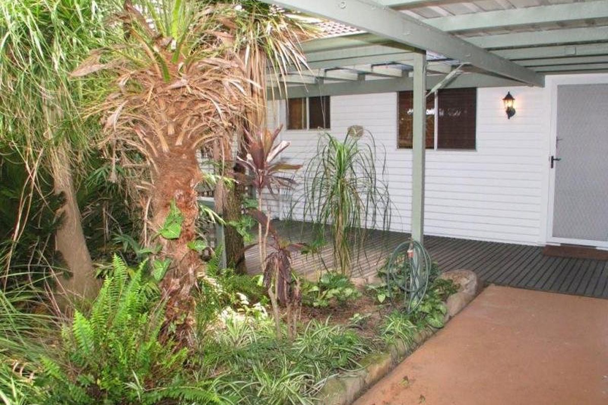 12 Lock Avenue, Springfield