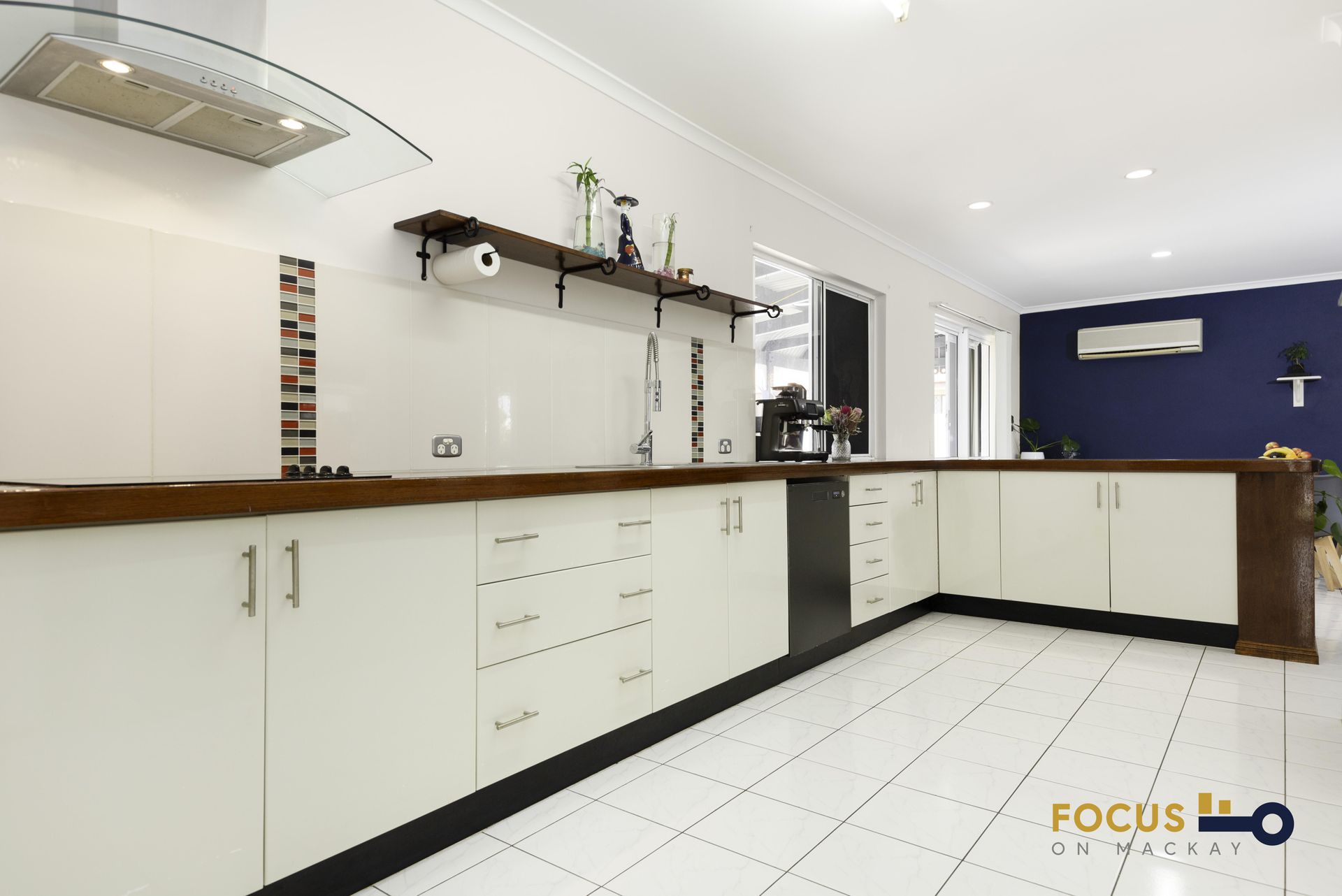14 Outlook Crescent, Mount Pleasant