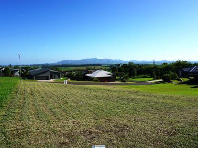 21 MOSES CIRCUIT, Atherton
