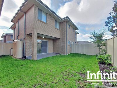 14 LOVAGE GLADE, Rooty Hill