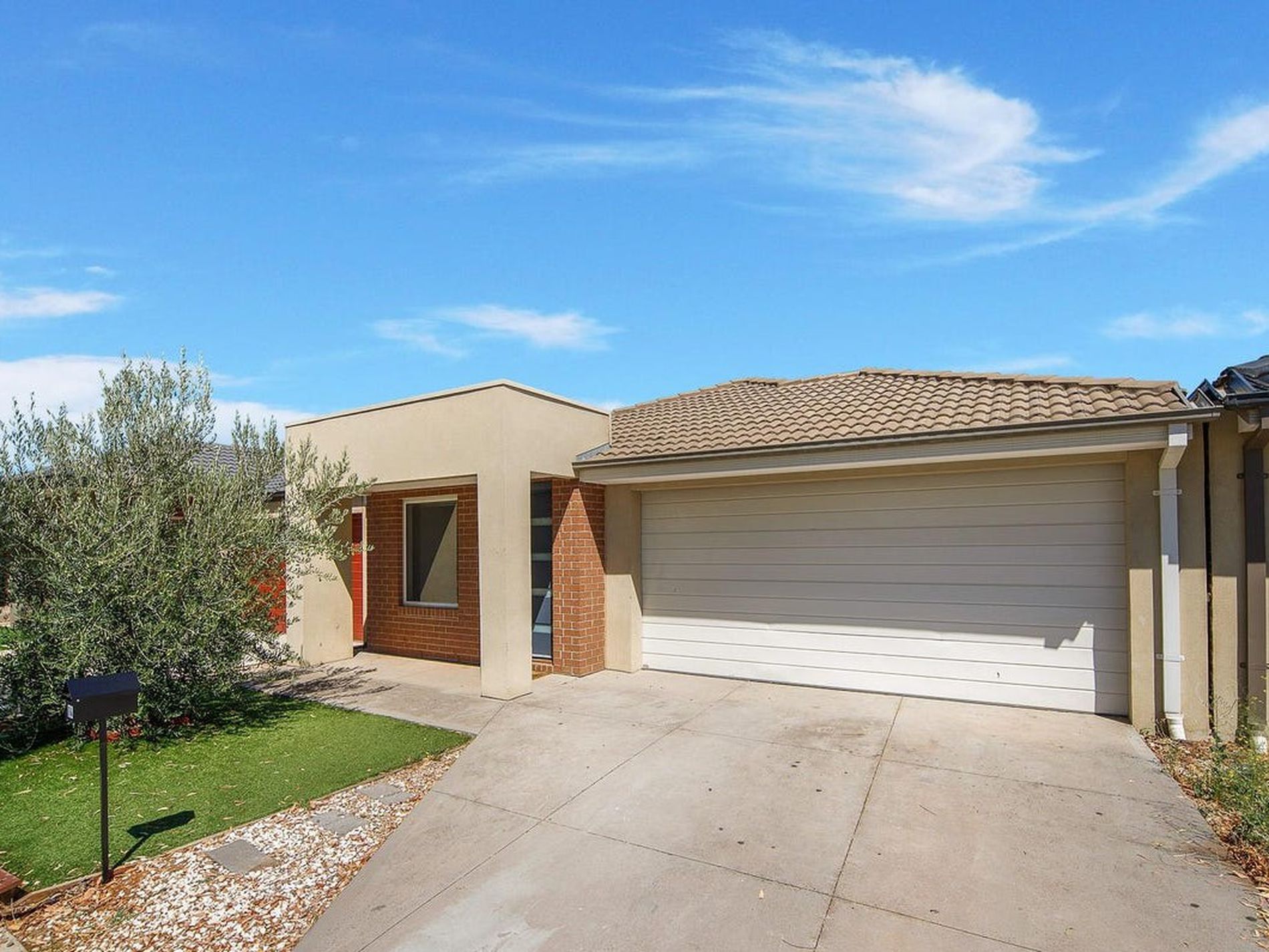 14 Barlow Circuit, Tarneit