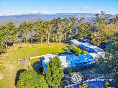 13-17 MUNRO COURT, Tamborine Mountain