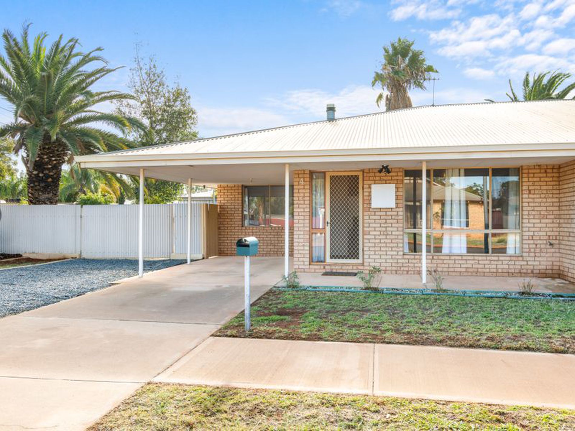 4 / 106 Wittenoom Street, West Lamington