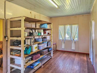 6 Golf Links Road, Atherton