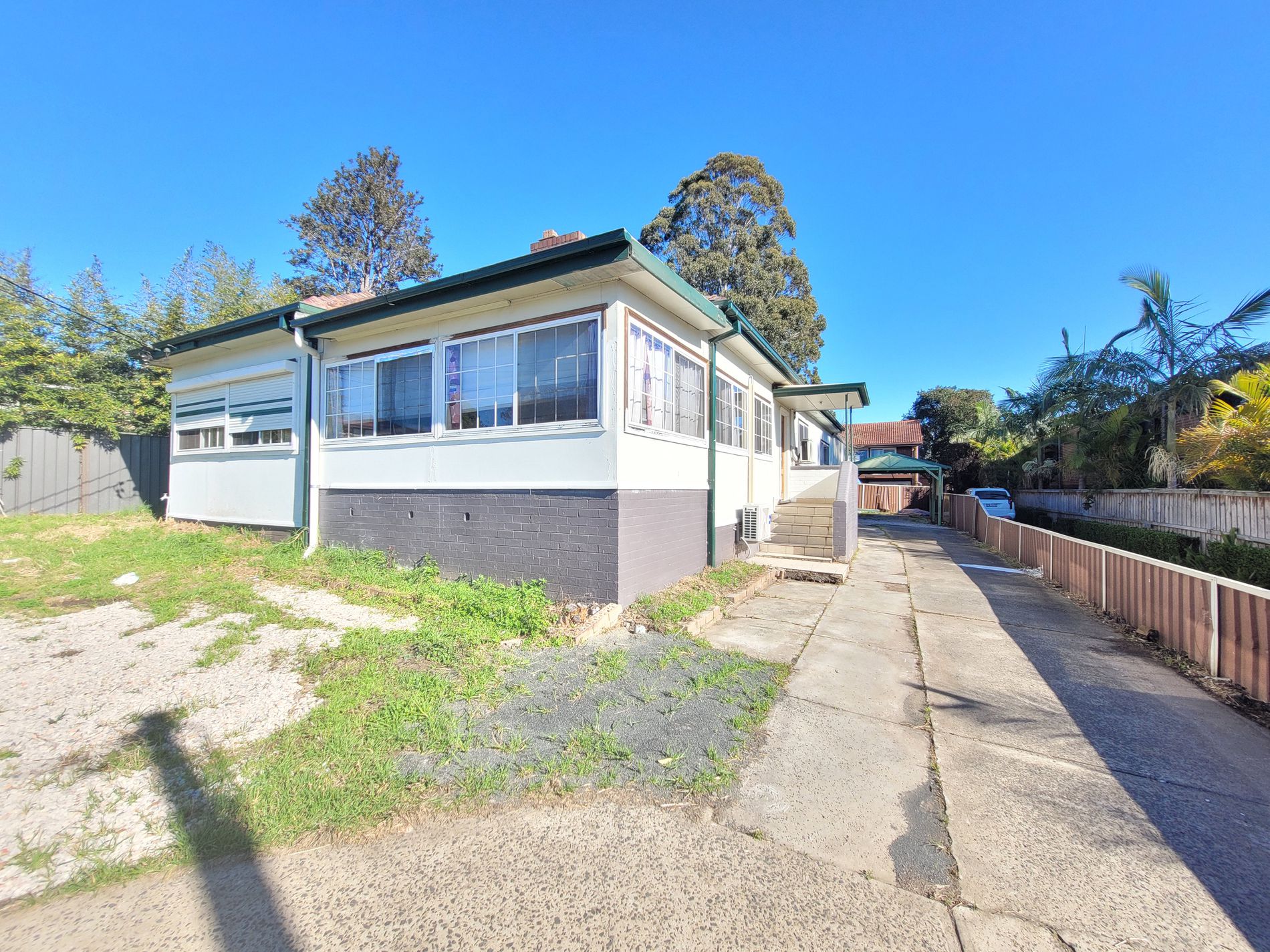 269 King Georges Road, Roselands