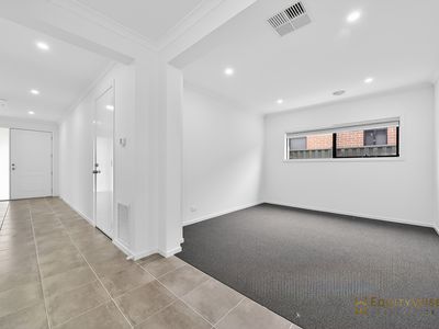 27 Kutjera Street, Manor Lakes