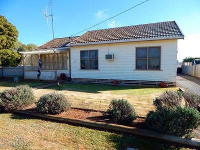 11 Coutts Street, Boort