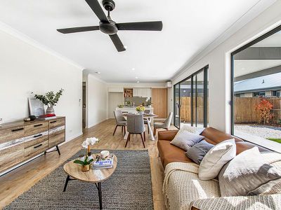 2 / 13 Salzburg Rd, Pimpama
