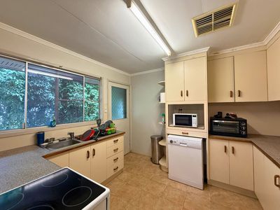 31 Leslie Drive, Moranbah