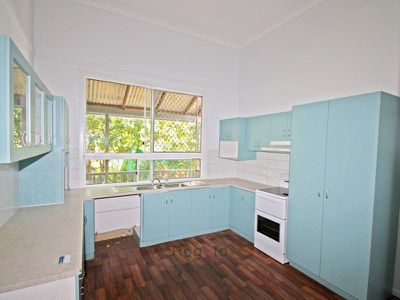 5 Casey Street , Mareeba