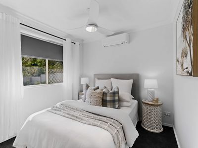 14 Lambourne Court, Lawnton