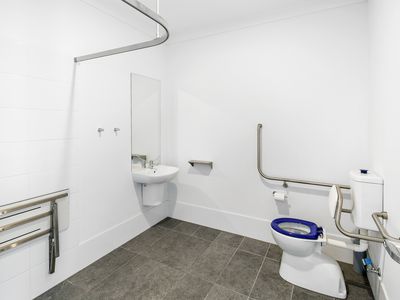 5 / 9 Corporate Place, Landsborough