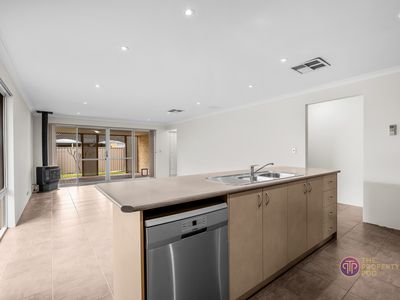 5 Dressage Green, Baldivis