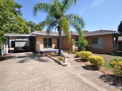 21 Bennett, Dubbo