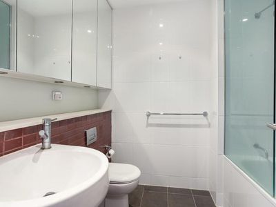 2 / 33 Epsom Road, Rosebery